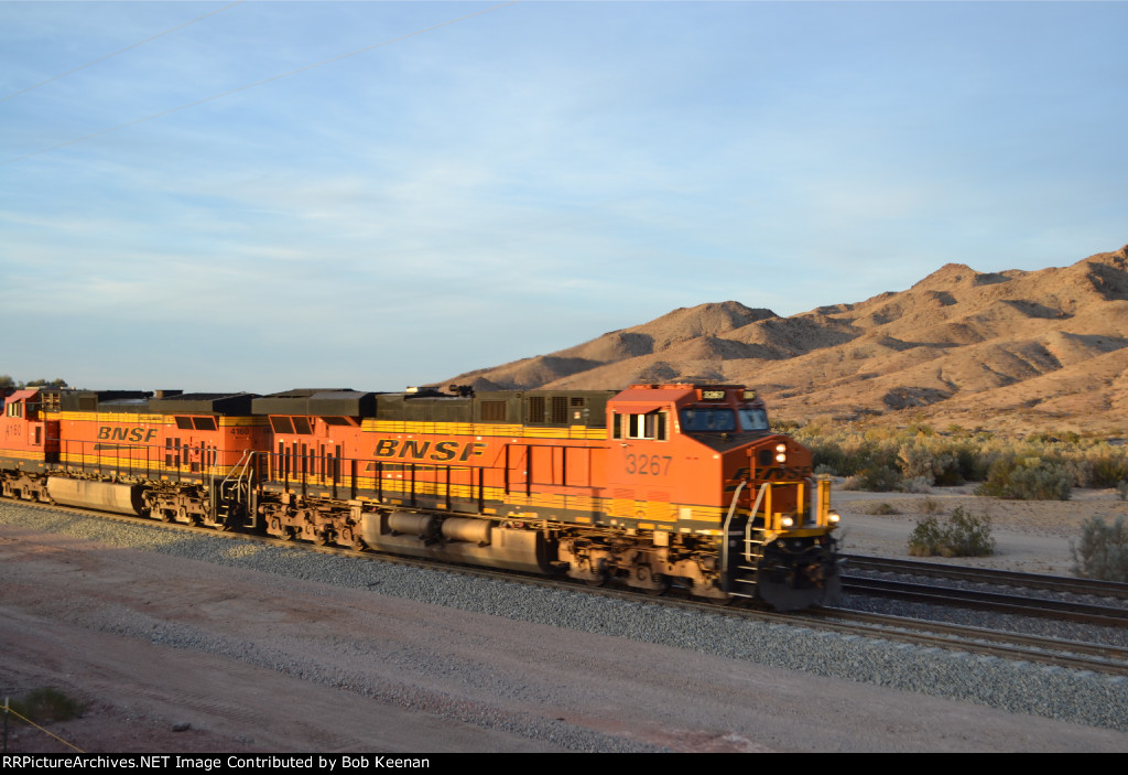 BNSF 3267